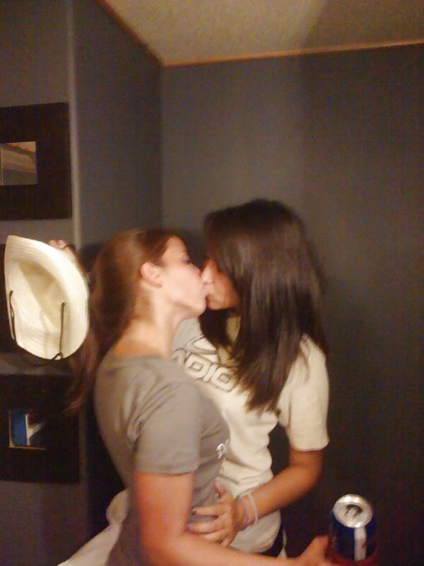 Selfie Girl #1 : Amazing Boobs adult photos