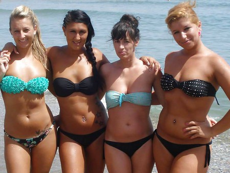 sexys girls in bikini 22