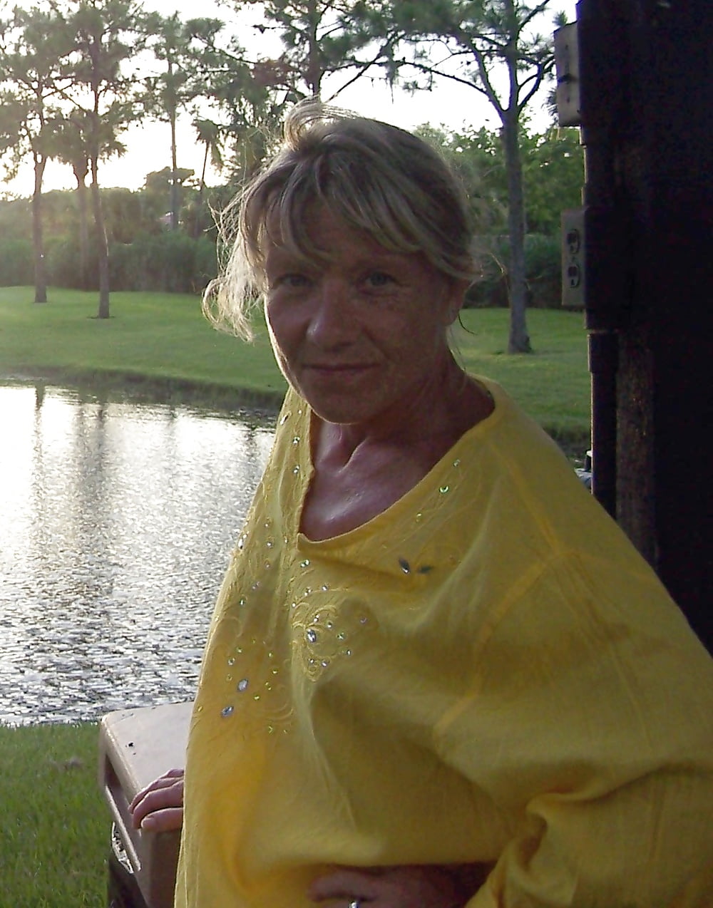 Mature milf in casual life adult photos