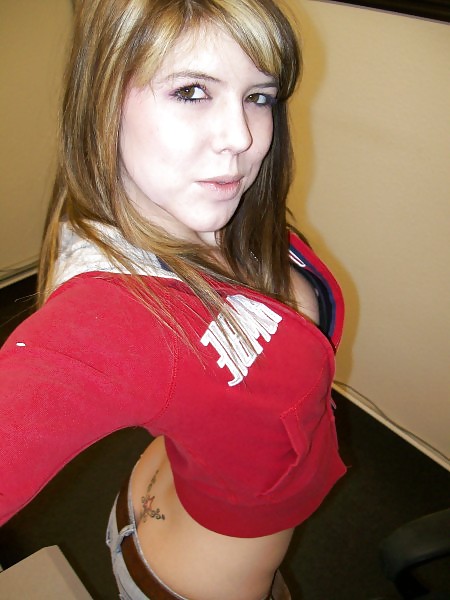 Tramp Stamped Cutie adult photos