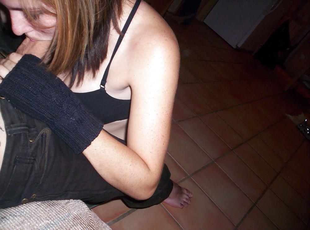 HOT TEEN WHORE adult photos