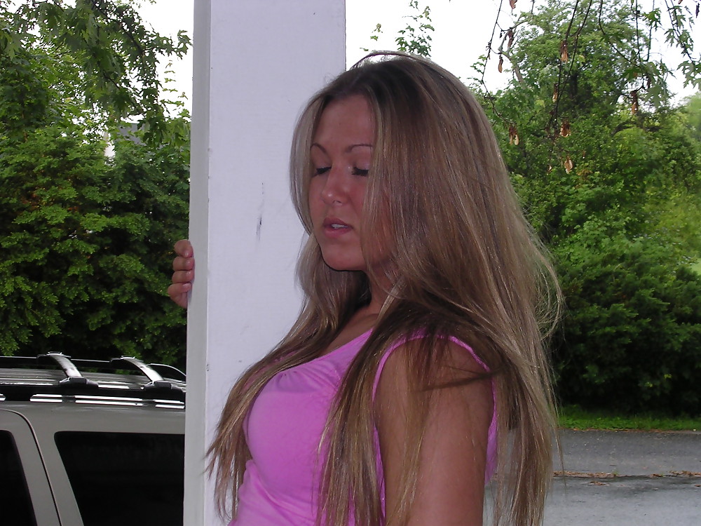 Hot Blonde 2 adult photos