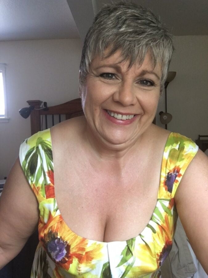 Big Tits Big Ass Amateur Mature MILF - Wife - Gilf - Granny adult photos