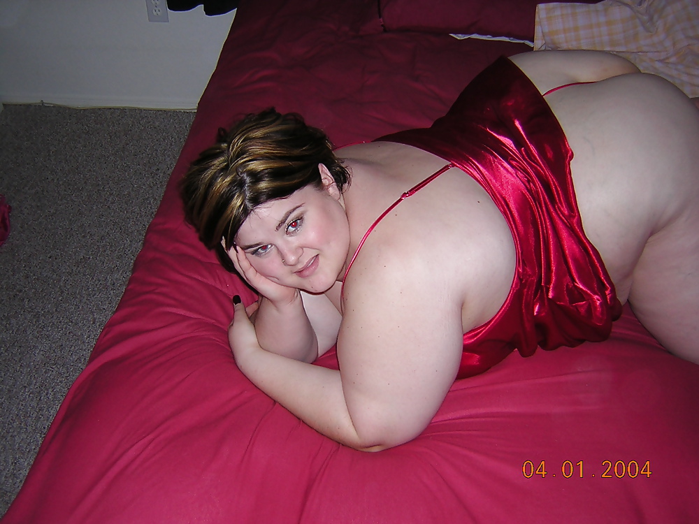 Chubby young girl masturbating - N. C. adult photos