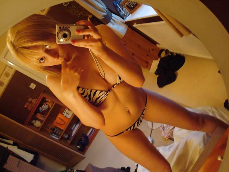 the girls and the mirror 07 adult photos