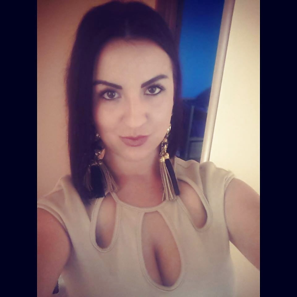 Jovana G. adult photos