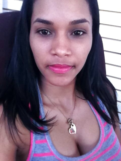 Latina 8 adult photos