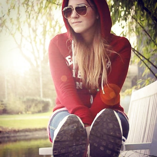 Nike air max fetish smoking adult photos