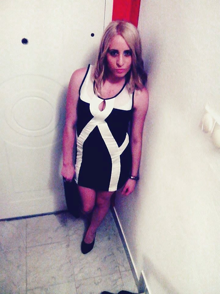 Bojana D. adult photos
