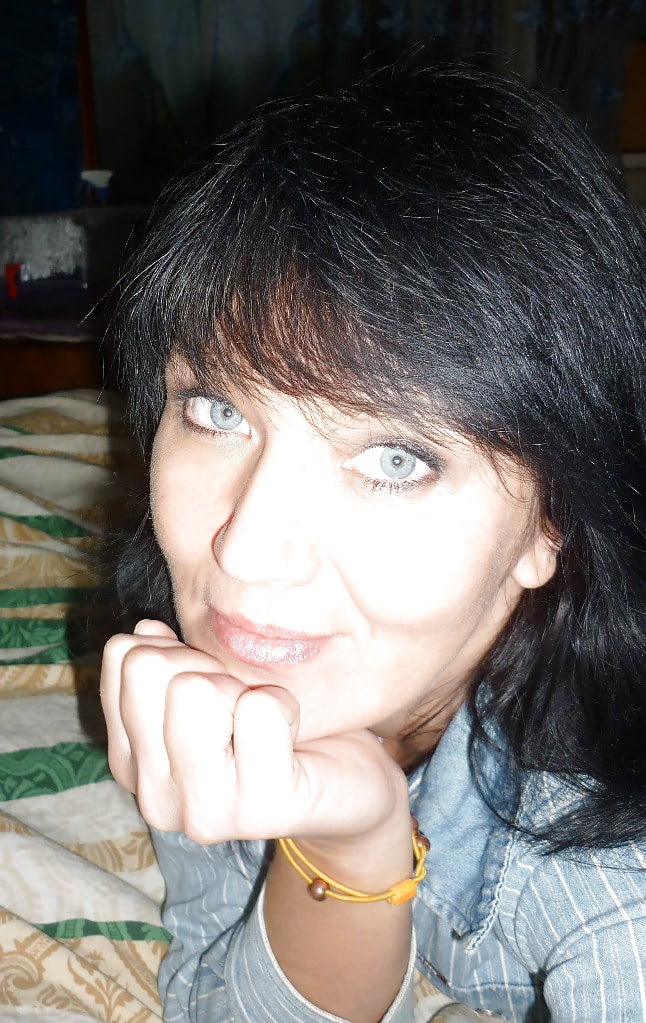A luscivious russian mature Yulia. adult photos