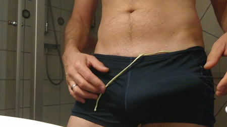 450px x 253px - Huge cock in swimming trunks - 13 Pics | xHamster