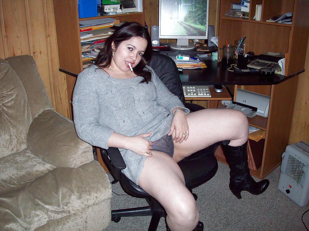 HORNY MOM adult photos