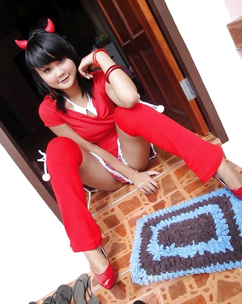 INDONESIA  R E D adult photos