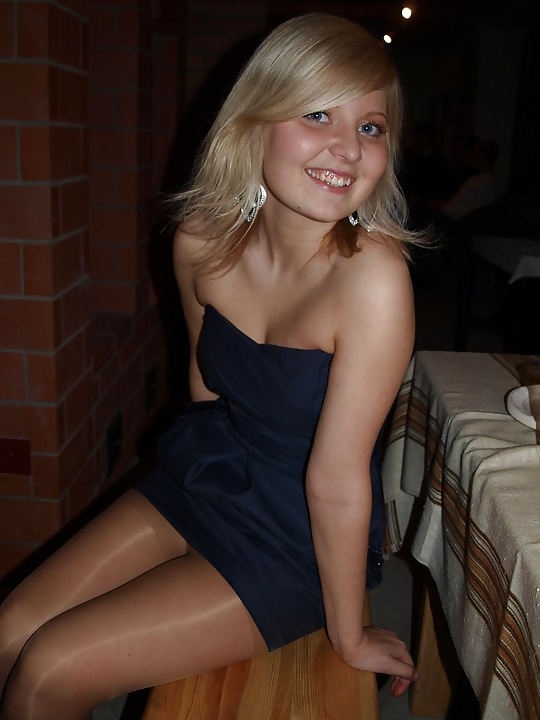 Hot pantyhose babes 7 adult photos