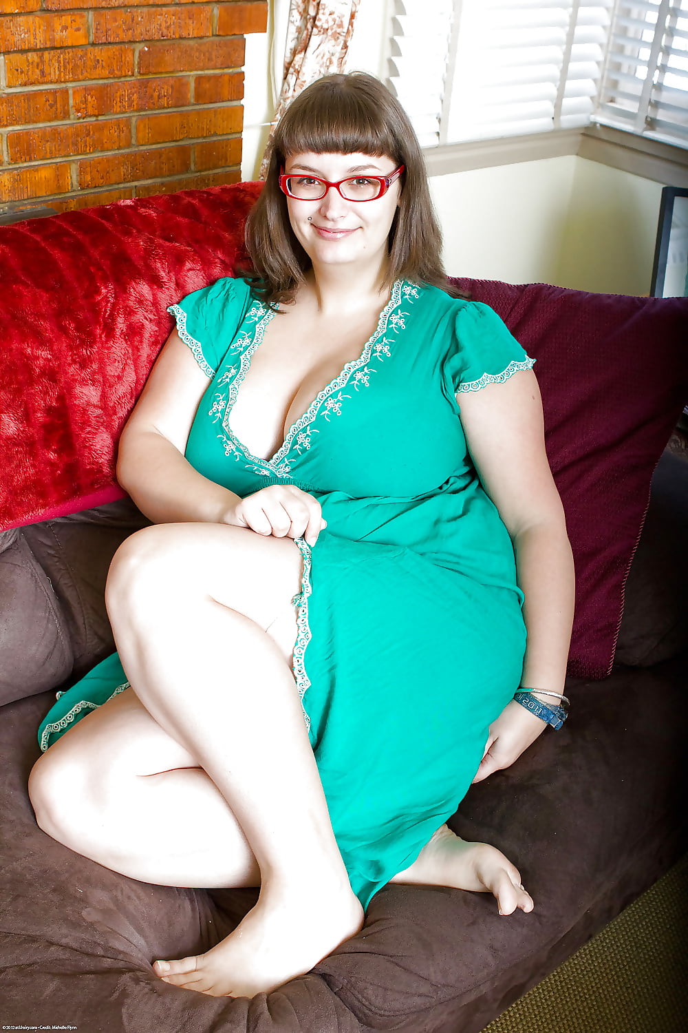 Beautiful Betty - A curvy wankfest! adult photos