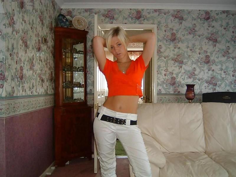 UK Teen Milf adult photos