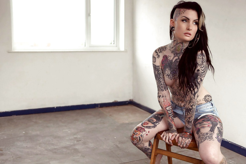 Beautiful Girls with tattoos adult photos