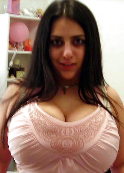 Social Networxxx IV adult photos