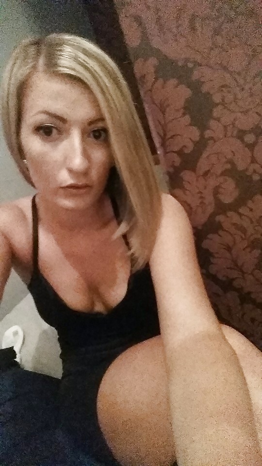 Hannah F adult photos