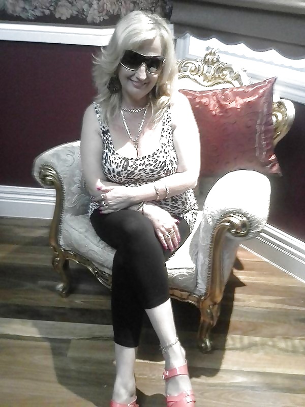 Granny Fanny adult photos