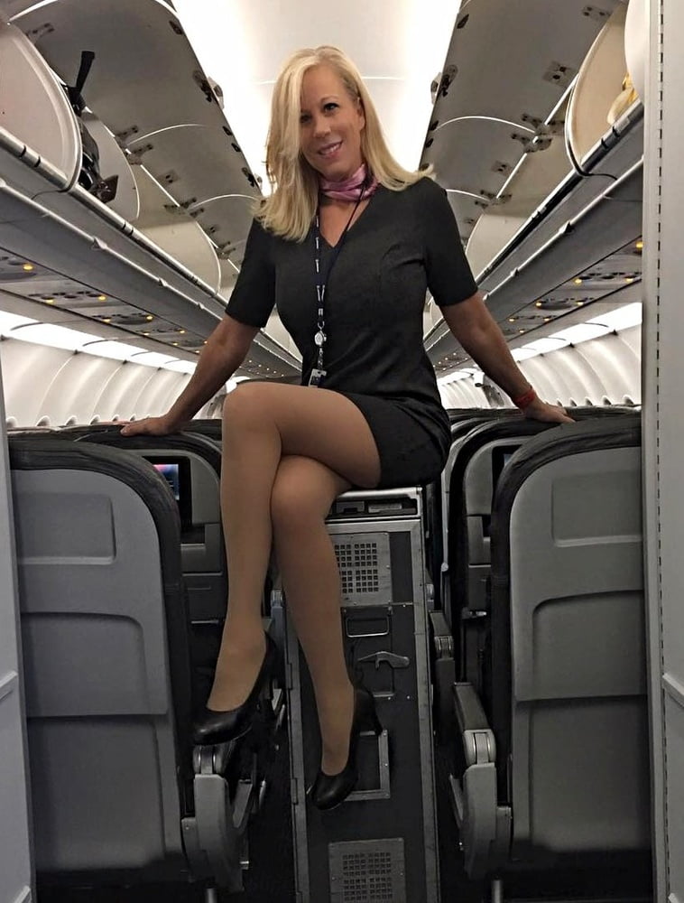 Mature Flight Attendants in Tights - 140 Photos 