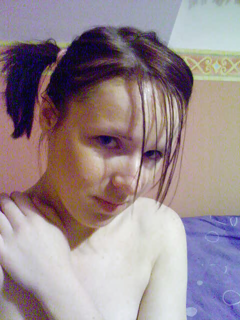 Emma, Irish teen, adult photos