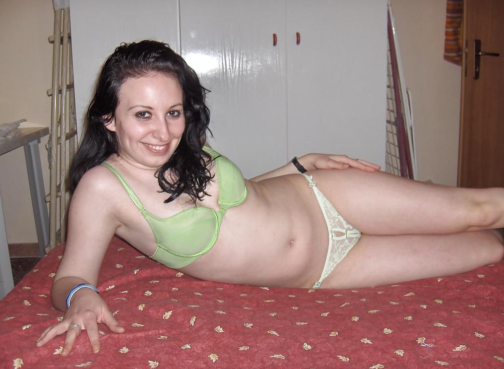 ALONE IN MY BED adult photos