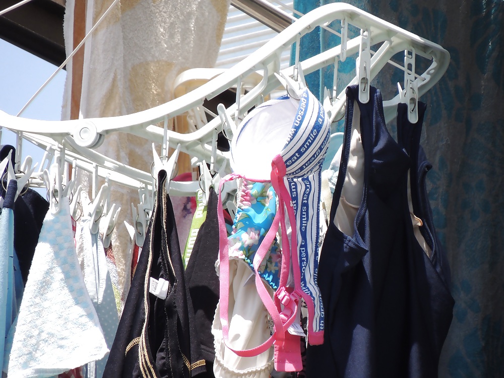 125 Laundry Hiroi adult photos