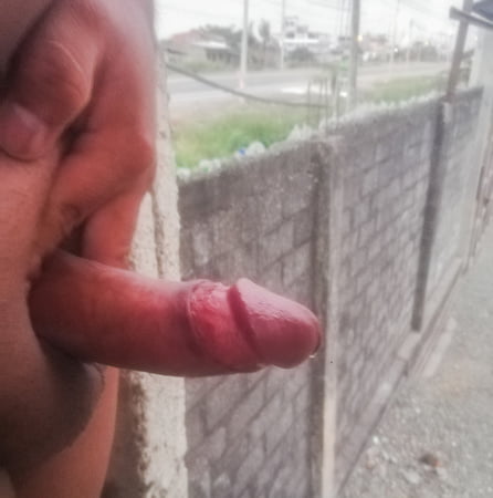 ereccion desde las alturas mi rico pene         