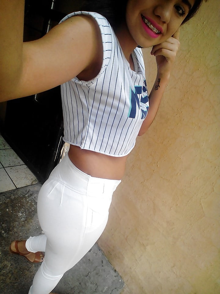 LITTLE MEXICAN SLUT GREAT ASS adult photos