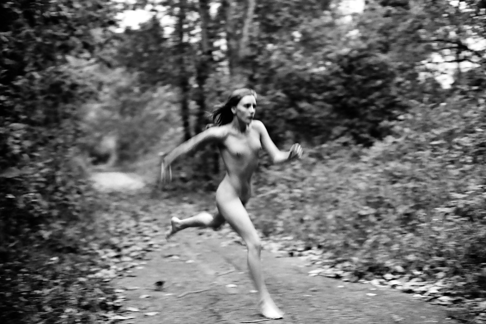 Girls Running Naked Public