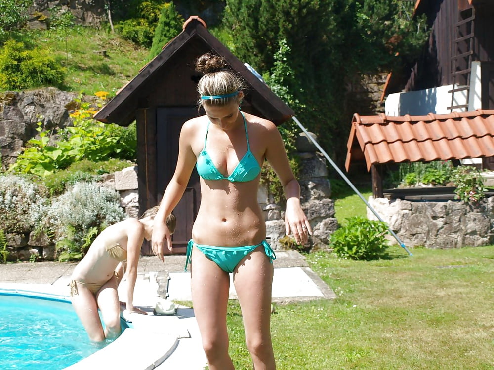 JE PEUX PAS : J'AI PISCINE ! 4 adult photos