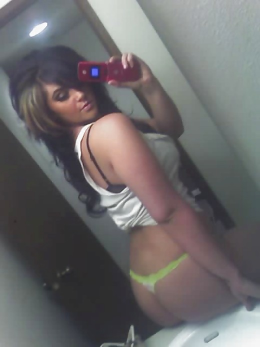 Teen Ass and Thong 5 adult photos