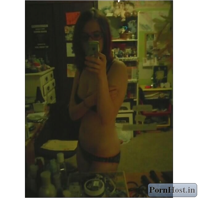 Hot Brunette adult photos