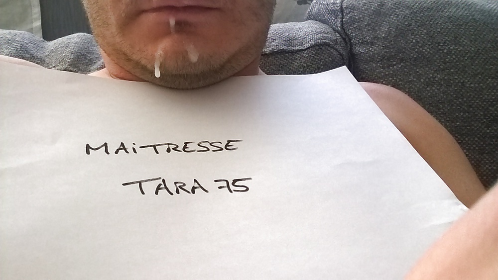 Chienne pour Maitresse TARA 75 adult photos