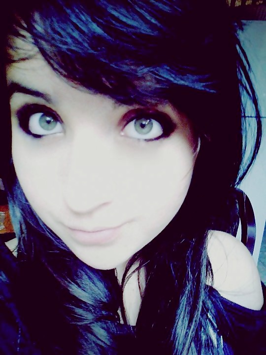 Facebook whore: Angie Jimenez adult photos