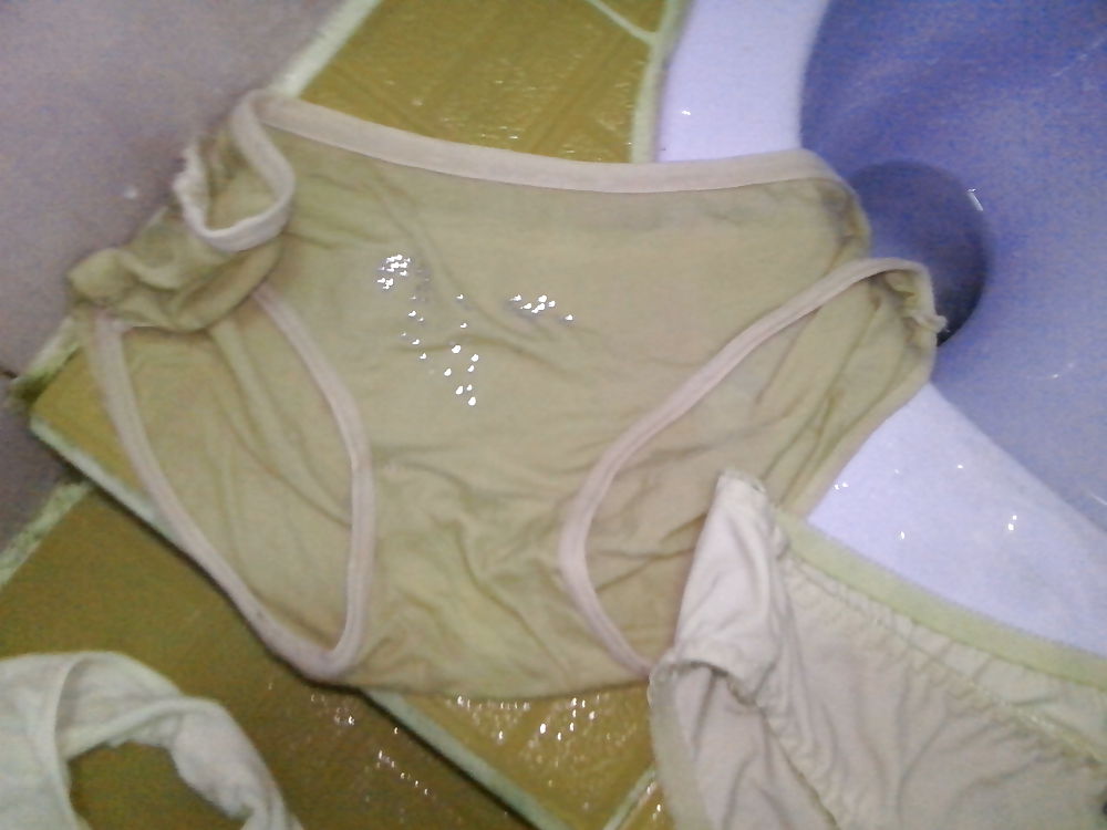 Panties of My sexy neighbour (about 30 years old) adult photos