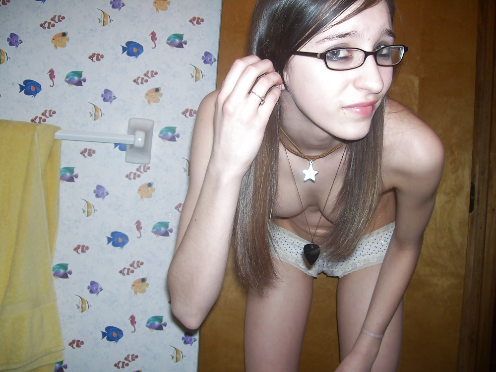 Hot Everyday Neighborhood Sluts adult photos