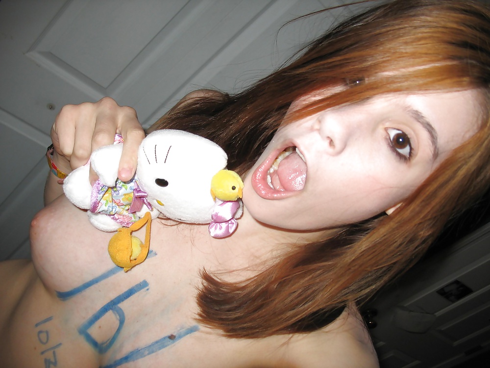 Sweet Teen Selfies adult photos