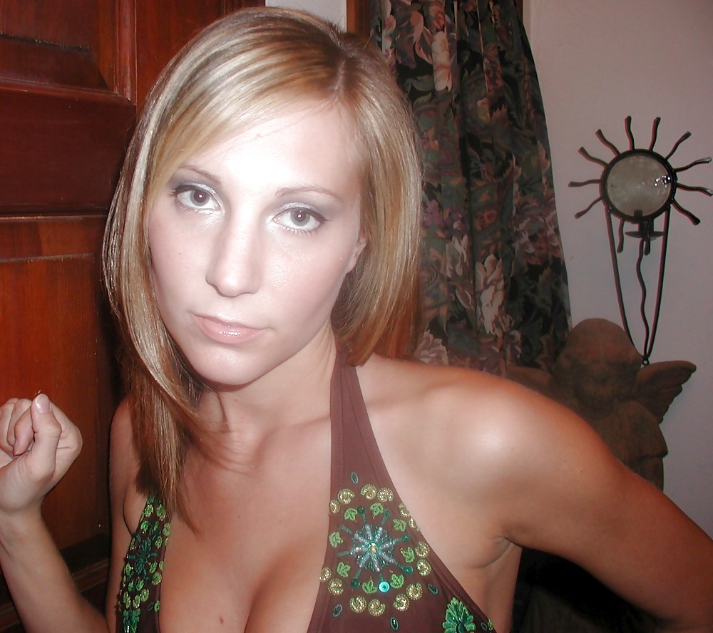 another hot babe adult photos