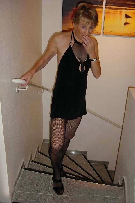 Horny mature without any taboo adult photos