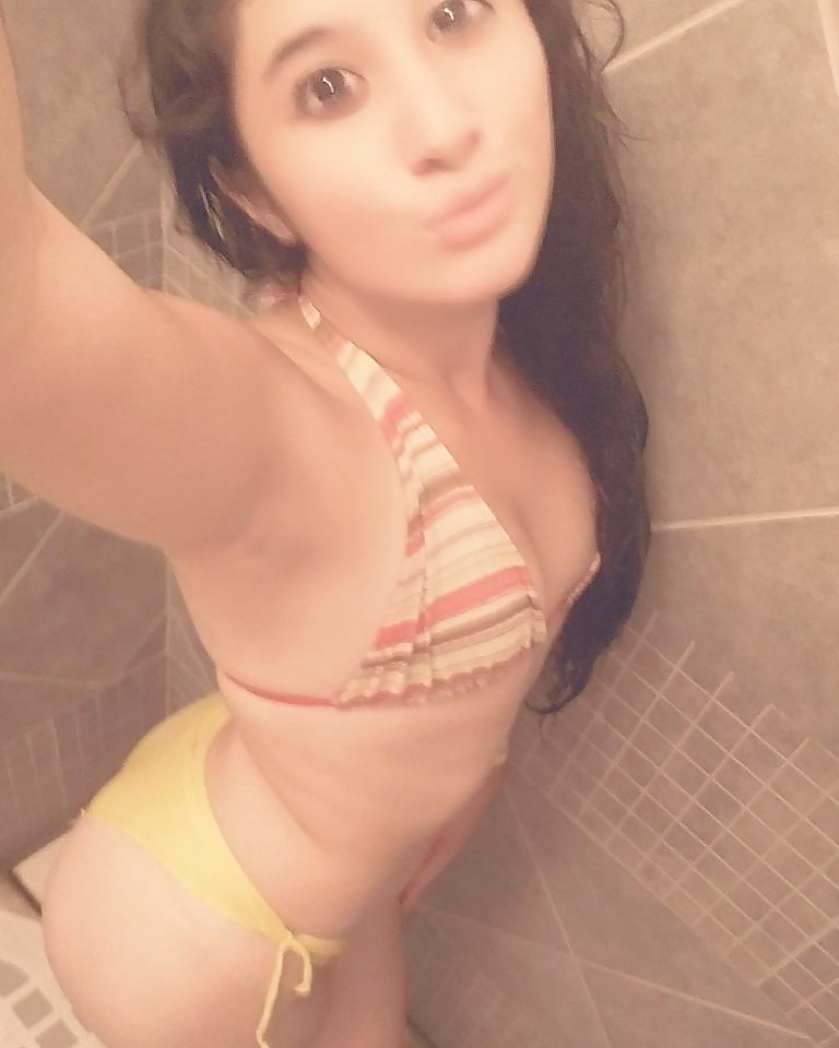 Young amateur latina whore in bikini (non nude) adult photos