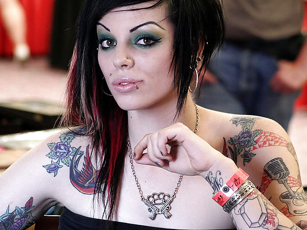 Emo girls with nice tattoos adult photos