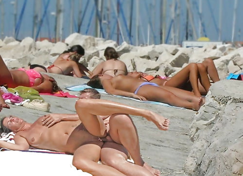 hot and voyeur adult photos