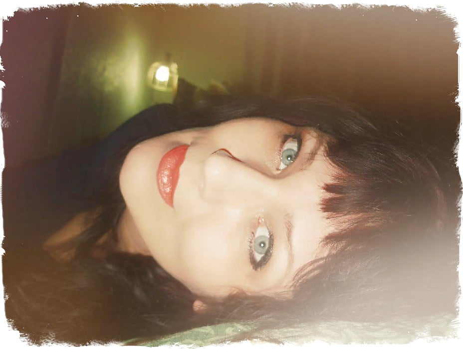 A luscivious russian mature Yulia. adult photos
