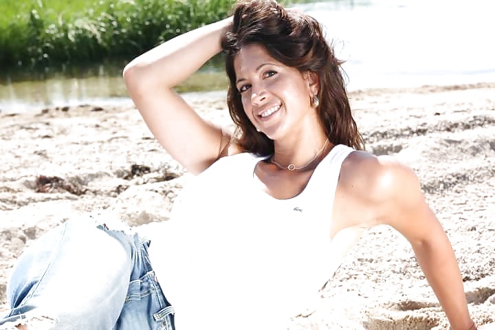 Slutty Alexandra adult photos