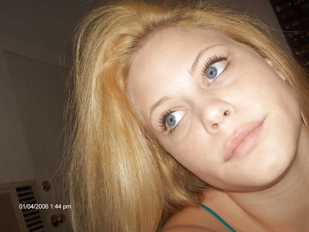 Blonde Schlampe 9 adult photos