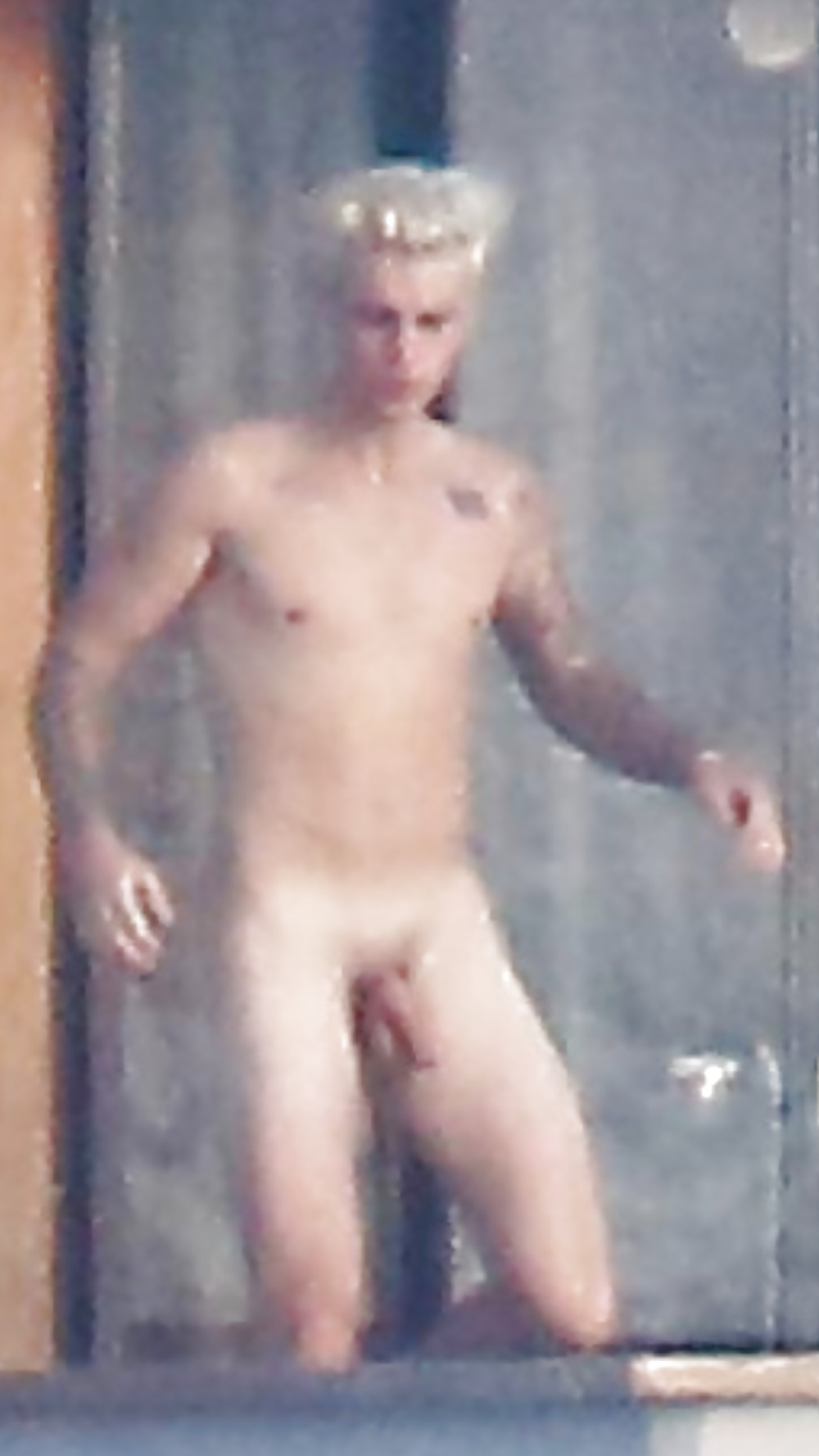 Justin bieber naked beach-6427