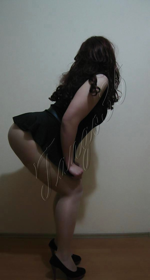 Turkish Bitch Dilara adult photos