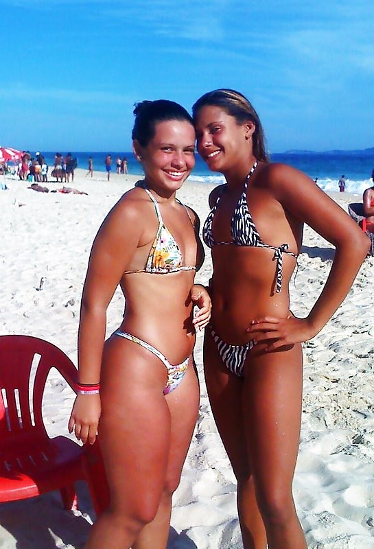 Bikini teens  in Brazil 2 adult photos